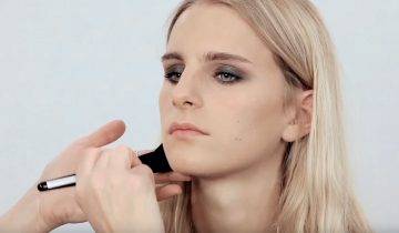 A Super Long-Lasting Smokey Eye – Video Tutorial