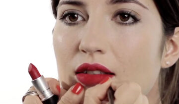 How to… Wear Deep Red Lipstick!